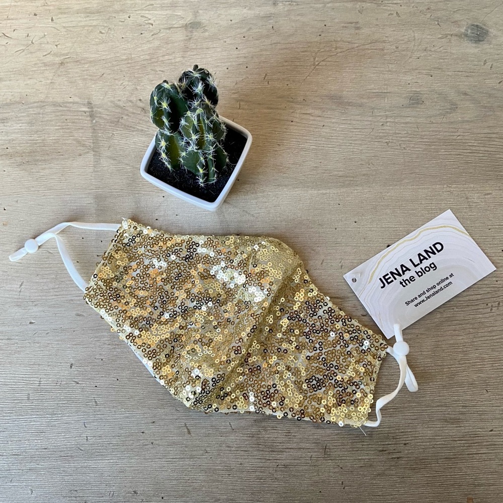 FREE w/$50+ BUNDLE  * Gold Sequin Face Mask